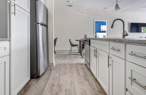 Charlotte Apartment | Landing | Beautiful 2BD, Clubhouse, Gym