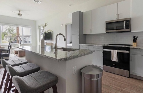 Southside Apartment | Landing | Beautiful 2BD, Clubhouse, Gym