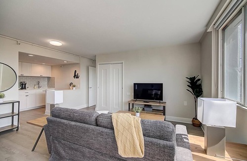 St. Petersburg Apartment | Landing | Beautiful 2BD, Courtyard, Gym