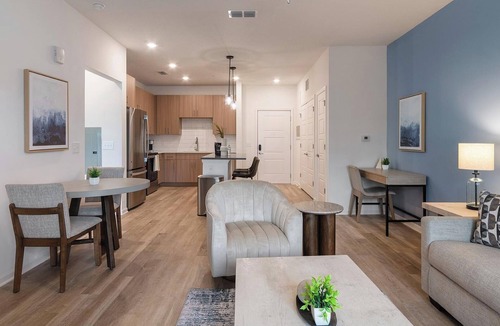 Kissimmee Apartment | Landing | Chic 1BD, Gym, Clubhouse