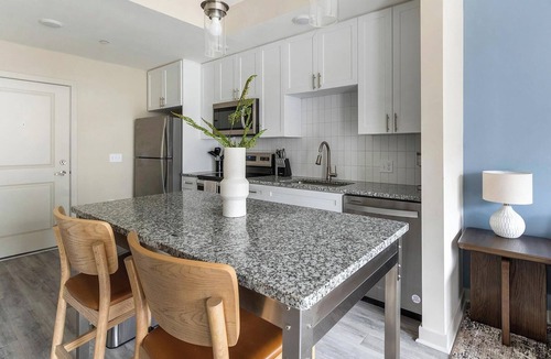 Daytona Beach Apartment | Landing | Chic 1BD, Courtyard, Clubhouse