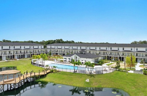 Lakeland Apartment | Landing | Chic 2BD, Clubhouse, Gym