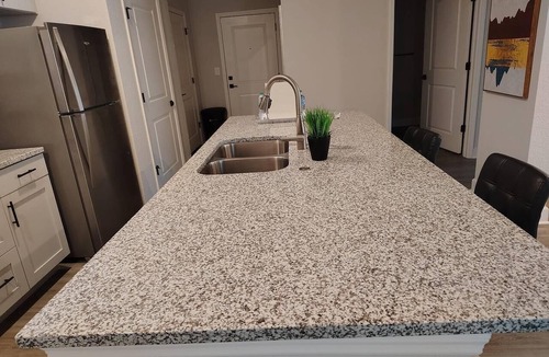 Newberry Apartment | Landing | Chic 2BD, Gym, Pool