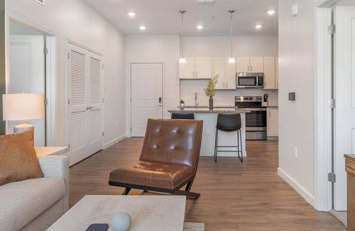 Tarpon Springs Apartment | Landing | Chic 2BD, Clubhouse