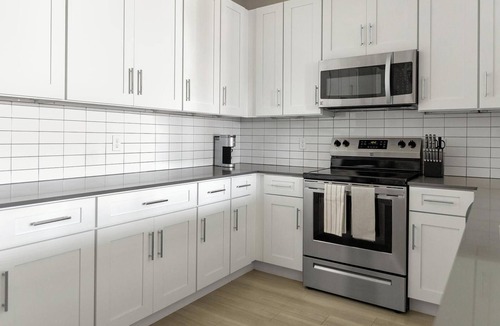 Sun City Center Apartment | Landing | Incredible 2BD, Gym