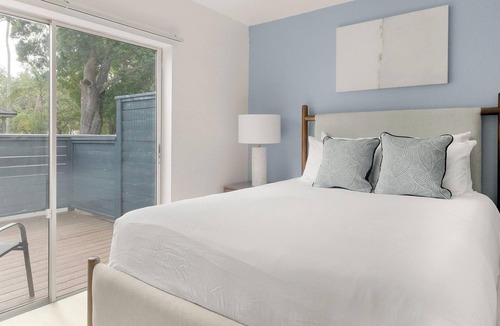 Port Tampa City Apartment | Landing | Incredible 1BD, Gym, Pool