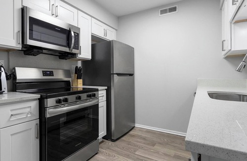 Dunedin Apartment | Landing | Incredible 1BD, Gym