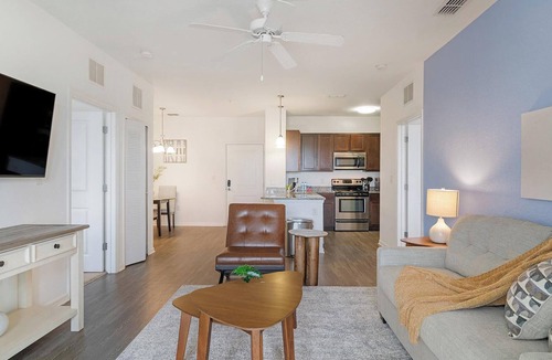 Apopka Apartment | Landing | Incredible 2BD, Game Room, Clubhouse