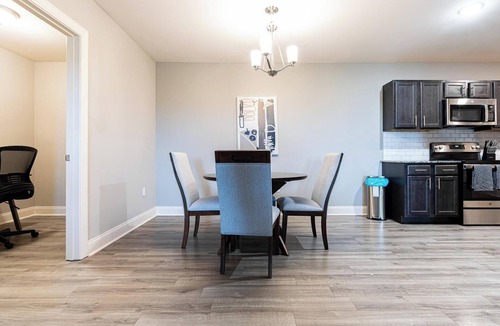 Cocoa Apartment | Landing | Incredible 2BD, Gym, Pool