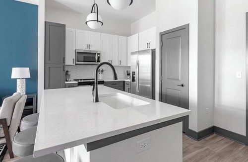 Southbank Apartment | Landing | Incredible 1BD, Gym, Yoga Studio