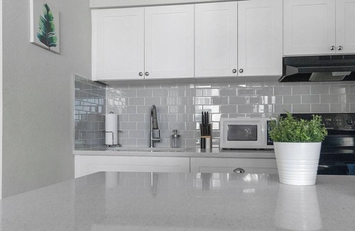 St. Petersburg Apartment | Landing | Modern 1BD, Courtyard, Clubhouse