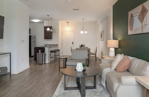 Apopka Apartment | Landing | Modern 1BD, Clubhouse, Game Room