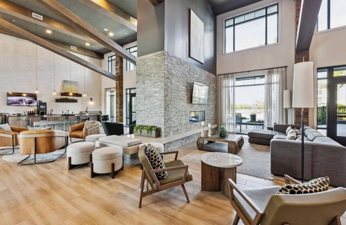 Wimauma Apartment | Landing | Modern 2BD, Clubhouse, Gym