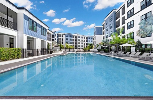 Port Tampa City Apartment | Landing | Modern 2BD, Pool, Gym