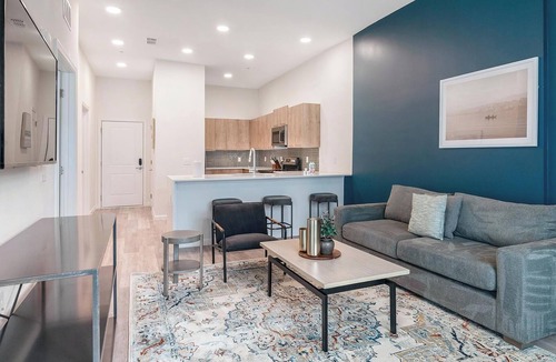 Florida Center Apartment | Landing | Spectacular 1BD, Gym, Yoga Studio