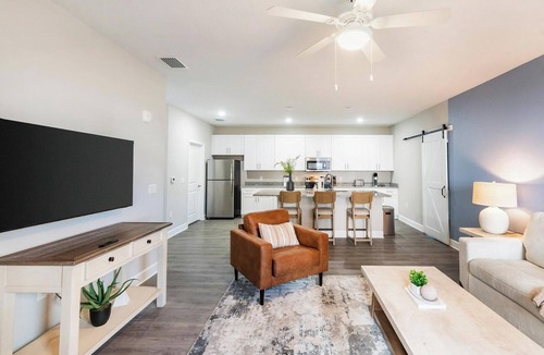 Fellowship Apartment | Landing | Spectacular 2BD, Gym, Yoga Studio