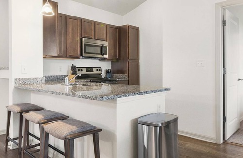 Apopka Apartment | Landing | Spectacular 2BD, Clubhouse, Game Room