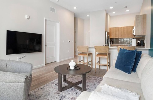 Florida Center Apartment | Landing | Spectacular 2BD, Yoga Studio, Pool