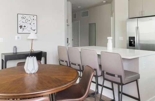 Wimauma Apartment | Landing | Spectacular 2BD, Clubhouse, Gym