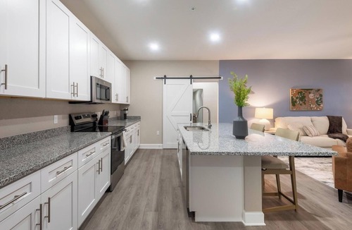 Fellowship Apartment | Landing | Spectacular 2BD, Yoga Studio, Pool