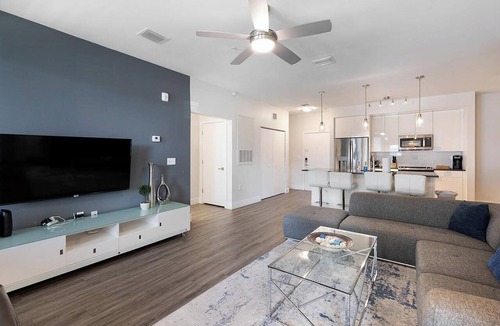 Port Tampa City Apartment | Landing | Spectacular 3BD, Pool, Gym