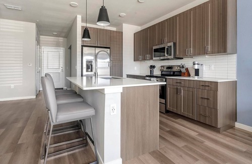 Whitney Beach Apartment | Landing | Stylish 1BD, Gym, Pool