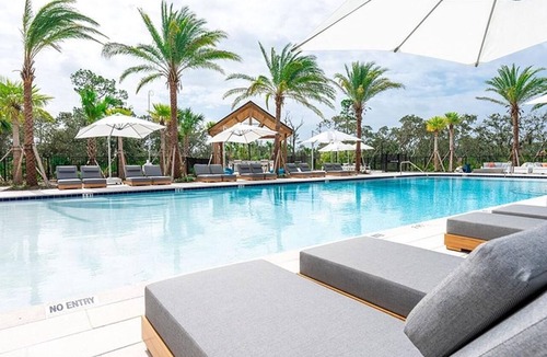 St. Augustine Apartment | Landing | Stylish 1BD, Gym