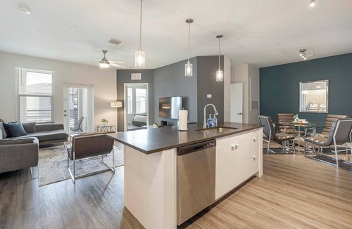 Port Tampa City Apartment | Landing | Stylish 2BD, Clubhouse, Gym