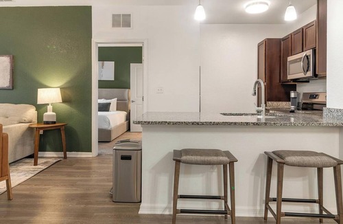 Apopka Apartment | Landing | Stylish 2BD, Game Room, Clubhouse