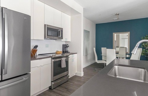 Port Tampa City Apartment | Landing | Stylish 3BD, Clubhouse, Pool