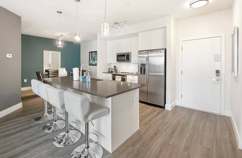 Port Tampa City Apartment | Landing Tampa Westshore