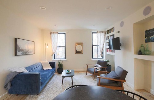 Graduate Hospital Apartment | Large 2 BDR With Deck Hosted By StayRafa