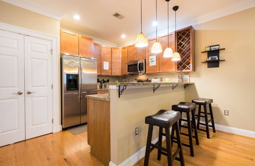 Bloomingdale House | Large 2BR 2.5 BA Downtown DC