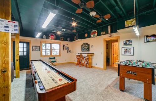 Gilbertsville House | Large Deck & Shared Dock: Cabin on Kentucky Lake!
