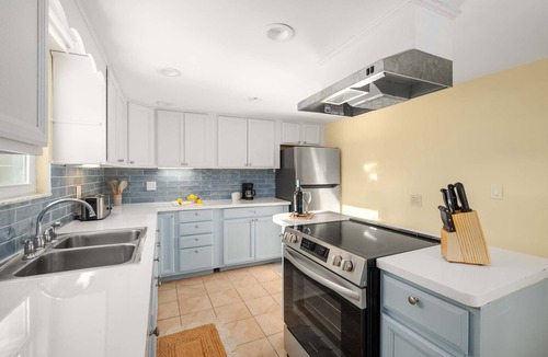 Largo House | Largo Villa Oasis: Private Pool, Family Fun