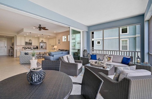Whitney Beach Condo | Last Mango Condo - Luxurious, Anna Maria, 2 Master Suites, Resort Amenities, Sleeps 6