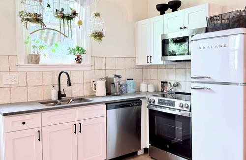 West Mount Airy Apartment | Light-Filled Boho Studio Alcove Retreat in Philly’s Best Neighborhood , new Deck