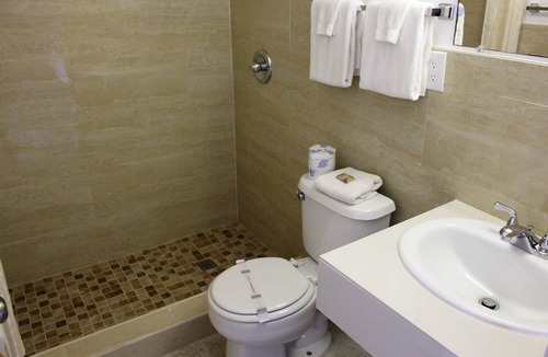 St. Augustine Hotel | Lion Inn