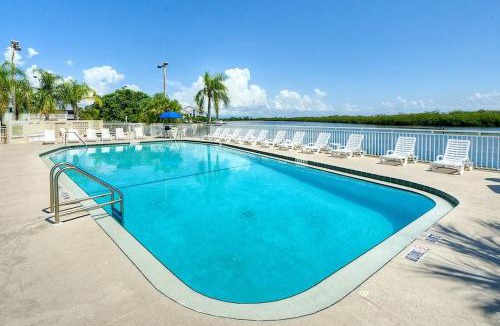 Ruskin Apartment | Little Harbor Resort #116 Tampa Bay Florida Beach Bayview