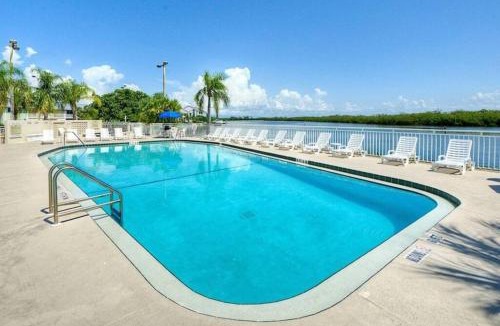 Ruskin Apartment | Little Harbor Resort #202 Tampa Bay FL Beach, Hot Tub, Pools
