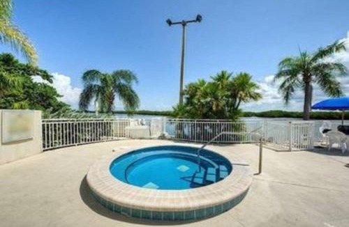 Ruskin Apartment | Little Harbor Resort #202 Tampa Bay FL Beach, Hot Tub, Pools