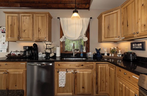 Deep Gap Cabin | Little Hare Hideaway*Hot Tub*Pets OK*FP