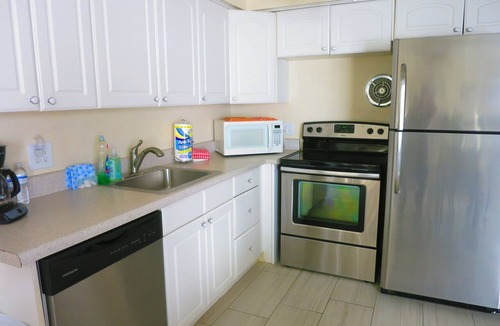 Cocoa Beach Condo | LIVIN' THE DREAM 1ST FLOOR CONDO, STEPS TO THE BEACH HEATED POOL, PRIME LOCATION