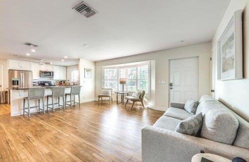 Hunt Club House | Location, Location! Stylish Home in Palm Beach!