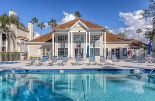 Laurel Park Condo | Location! Pickleball, Kayak, Legacy Trail, Beaches, Downtown