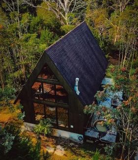 Elwood Ski Chalet | Lokal Chalet - Modern Cabin in the NJ Pine Barrens
