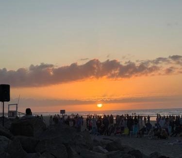 Windy Hill Apartment | Love Shak romantic beach condo , pets ok