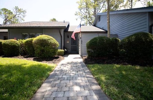 Sawgrass Condo | Lovely 2-Bedroom Flat in Quail Pointe I on Pond