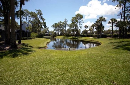 Sawgrass Condo | Lovely 2-Bedroom Flat in Quail Pointe I on Pond