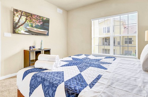 Port Tampa City Apartment | Lovely 3BDLoft with Pool/King bed/Central Location